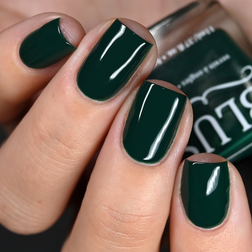 35 Trending Winter Nail Colors & Design Ideas for 2024 | Nail colors  winter, Green nail designs, Matte green nails